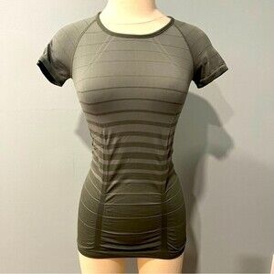 Athleta Olive Green Ombre Striped Short Sleeve Fastest Track Size XS